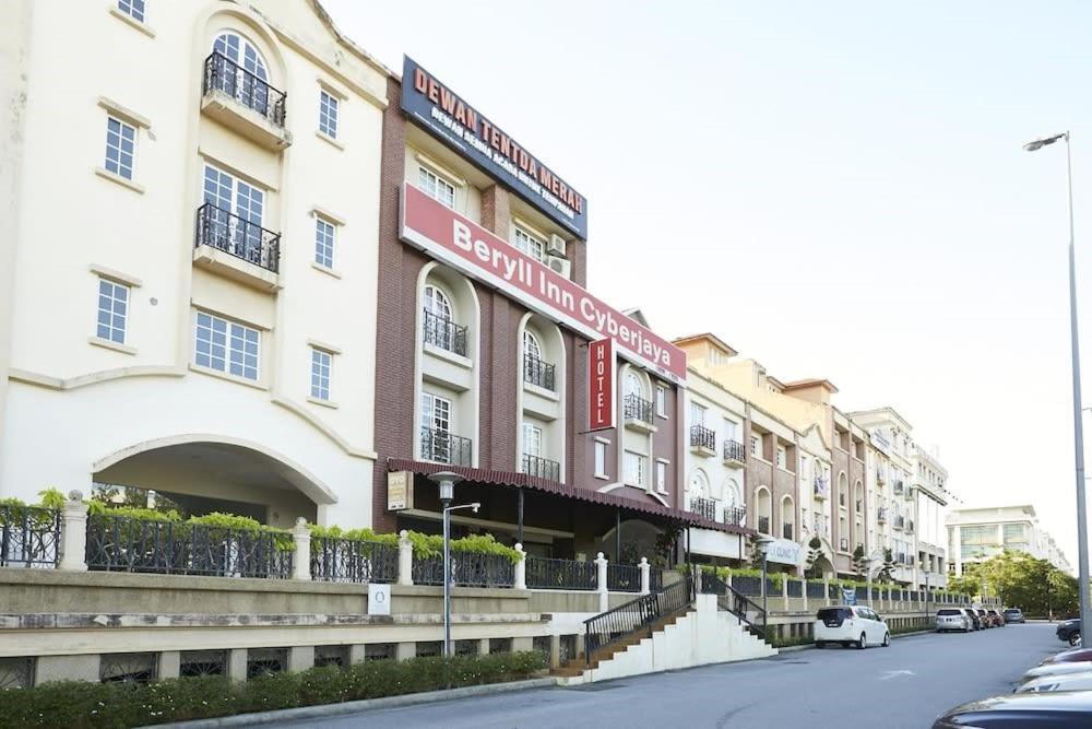 Beryll Inn Cyberjaya Hotel Exterior photo